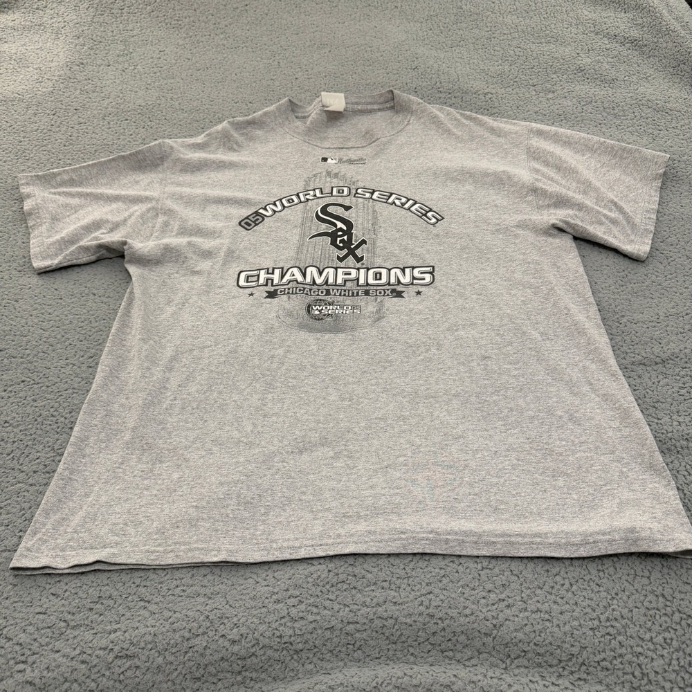VTG Lee Sport Chicago White Sox 2005 World Series Champions Gray T-Shirt Mens XL